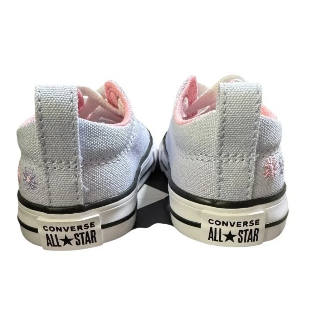 Converse Chuck Taylor Madison Ox Blueberry‎ Ice Floral Low Top Toddler Size 6